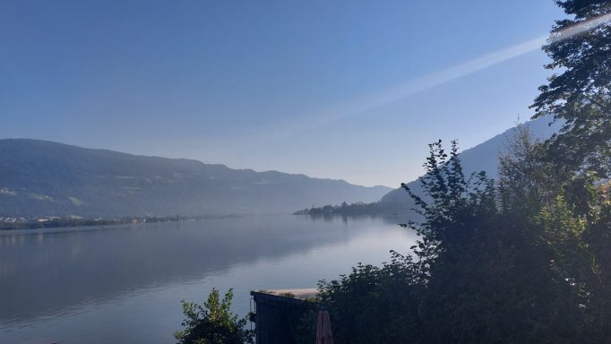 Blick vom Ferienhaus auf den Ossiachersee